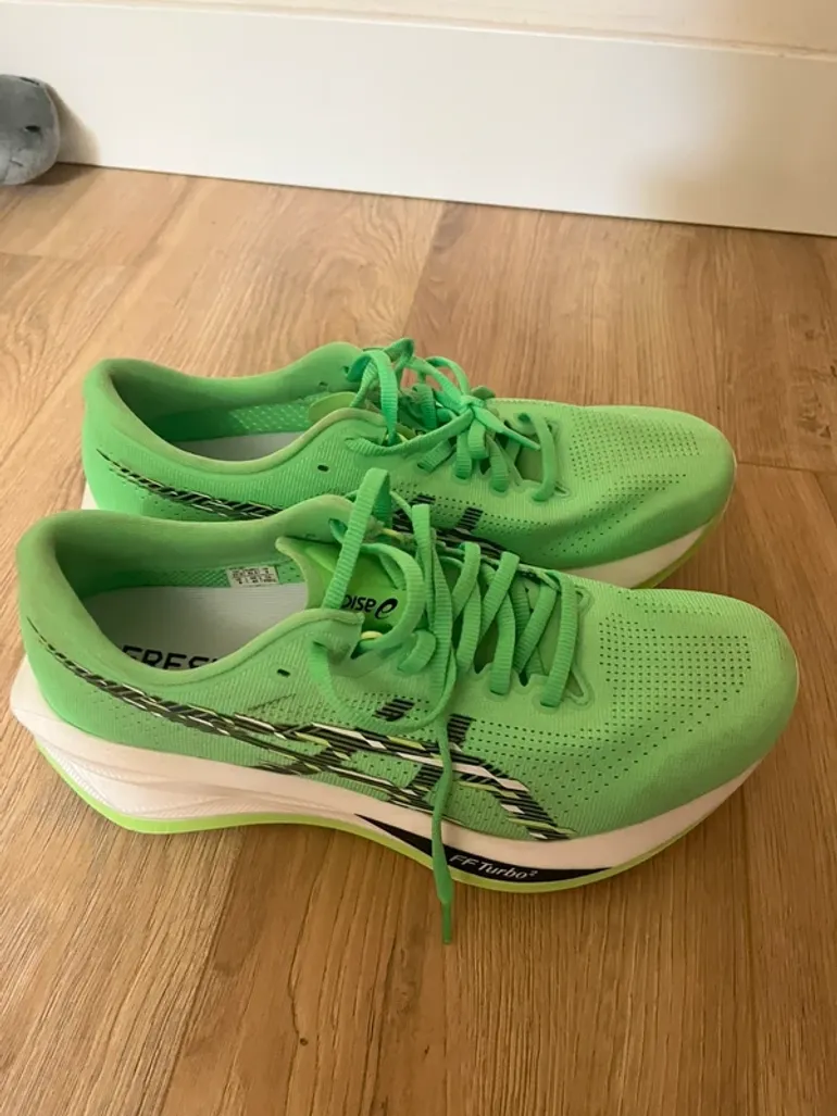 Used Asics Sonicblast bike — image 2 of 5