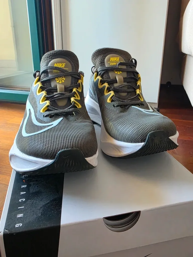 Used Nike Zoom Fly 5 bike — image 6 of 7