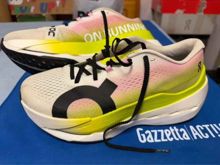 Altra Cloudboom Max bike de segunda mano — imagen 1 de 14