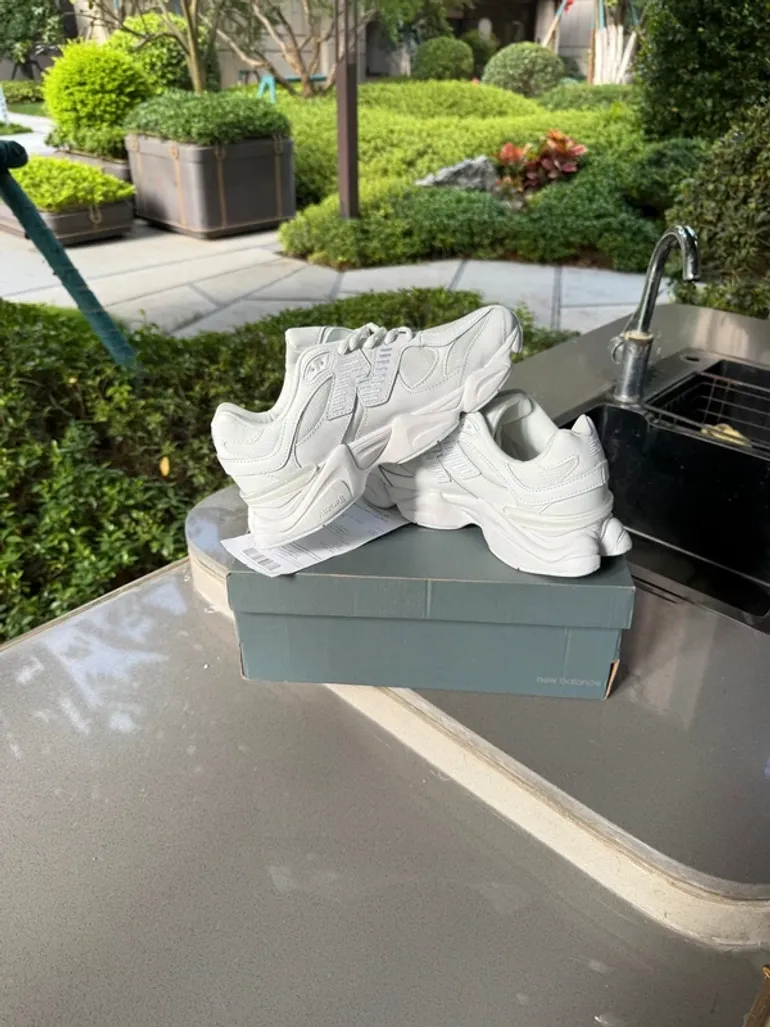 Used New Balance 9060 bike — image 5 of 8