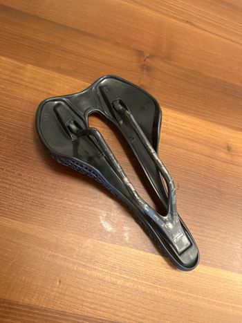 Used Selle Italia SLR Boost 3D Kit Carbon Superflow bike — image 2 of 2