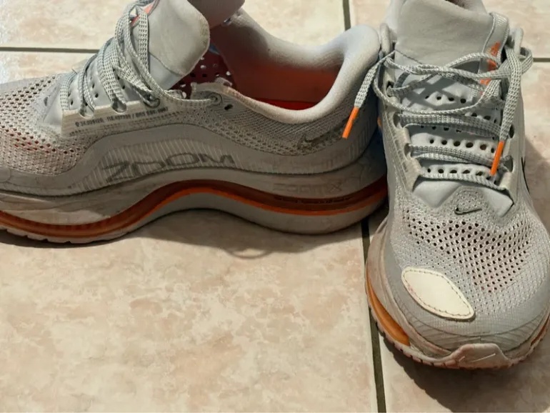 Used Nike Air Zoom bike — image 3 of 4