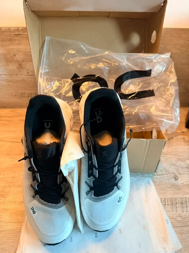 Used On Running On Cloud bike — image 3 of 10