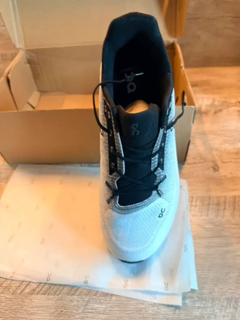 Used On Running On Cloud bike — image 7 of 10
