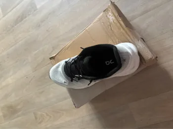 Used On Running chaussures bike — image 2 of 6