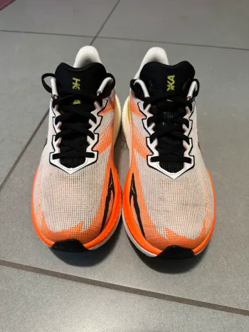 Used Hoka Mach X 3 bike — image 3 of 9