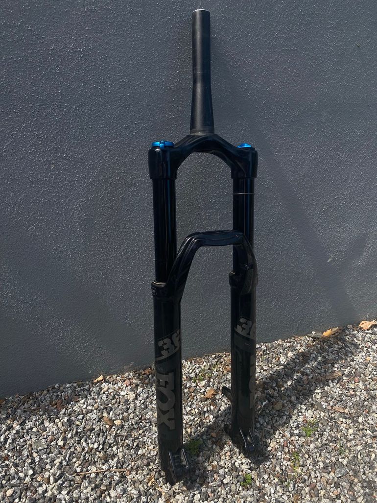Použité Fox 36 rhythm 2022 bike — obrázek 1 z 6