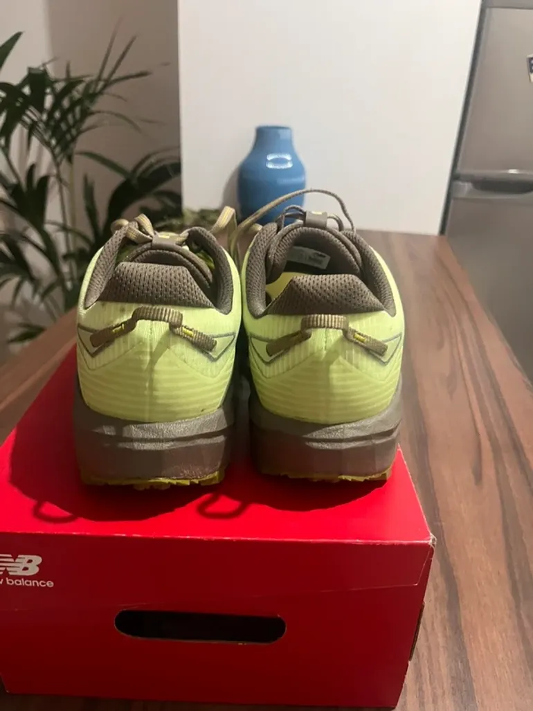 Used New Balance FuelCell Rebel bike — image 2 of 7