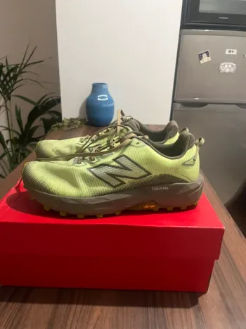 Used New Balance FuelCell Rebel bike