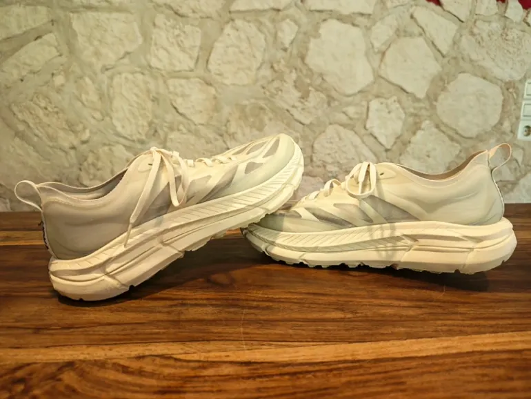 Used Hoka Mafate Speed 4 bike — image 2 of 10