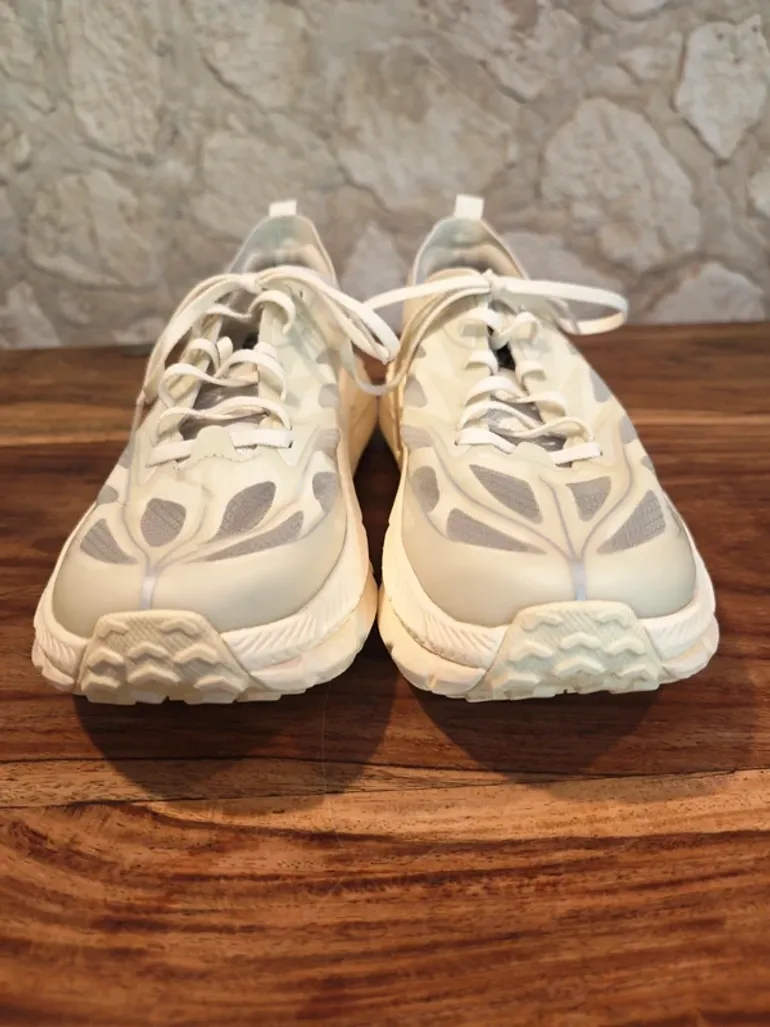 Used Hoka Mafate Speed 4 bike — image 4 of 10