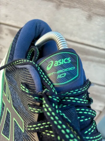 Used Asics GEL-GT 2000 10 bike — image 6 of 7