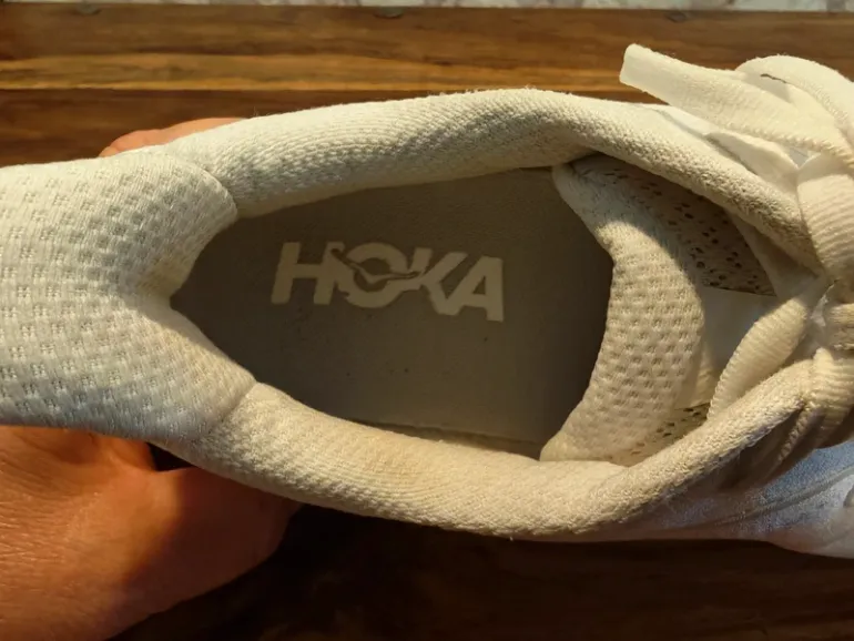 Used Hoka Clifton 10 bike — image 8 of 11
