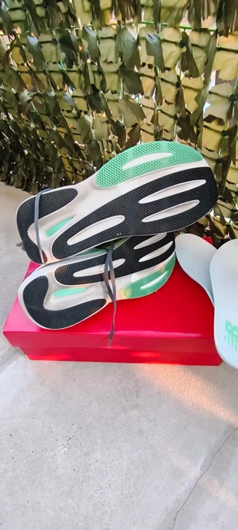 Used New Balance 860 v15 bike — image 6 of 8