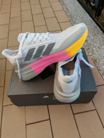 Used Adidas Ultraboost 5 bike — image 9 of 14