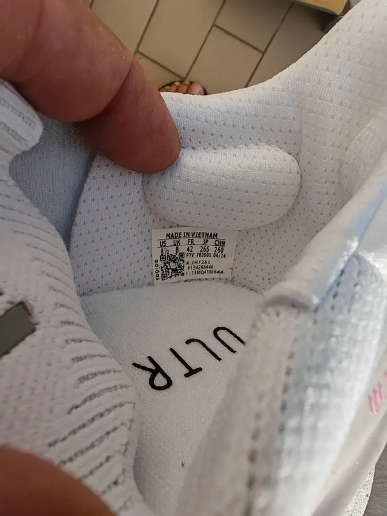Used Adidas Ultraboost 5 bike — image 8 of 14