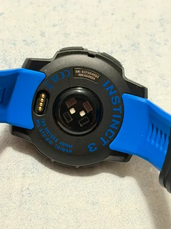 Used Garmin Instinct 3 bike — image 5 of 9