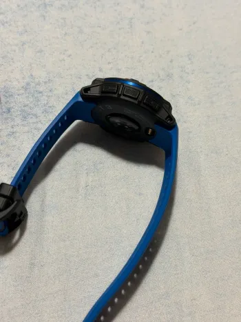 Used Garmin Instinct 3 bike — image 6 of 9