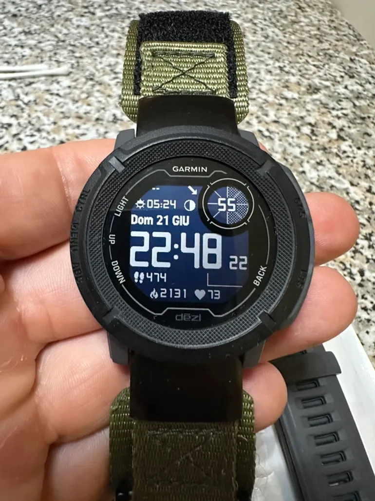 Gebrauchtes Garmin Instinct 2 dēzl Edition bike — Bild 2 von 8