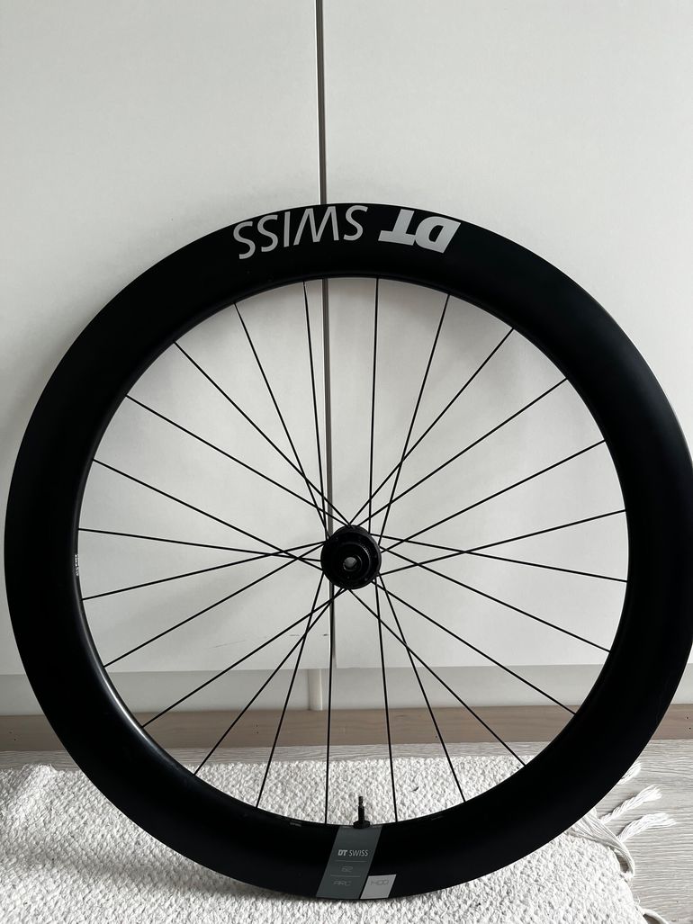 Used Dt Swiss ARC 1400 DICUT Aerokiekkosetti 62/80 mm bike — image 4 of 6