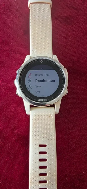 Käytetty Garmin multisports GPS watch bike — kuva 8 / 8