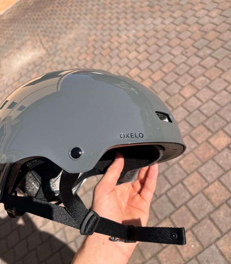 Used Decathlon Oxelo Helmet bike — image 6 of 8