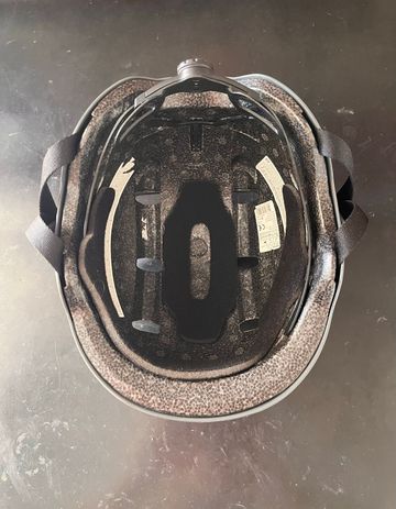 Used Decathlon Oxelo Helmet bike — image 8 of 8