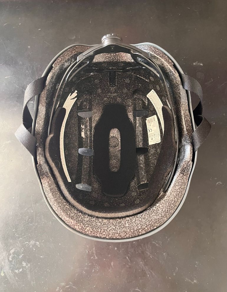 Used Decathlon Oxelo Helmet bike — image 8 of 8