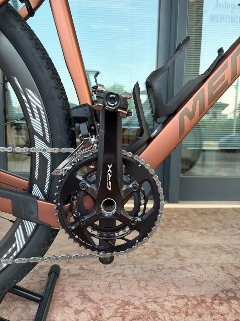 Used Shimano GRX Di2 2025 bike — image 3 of 12