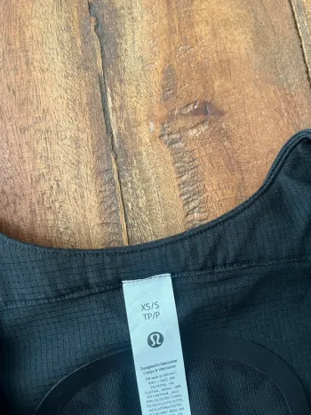 Used Lululemon Fast and Free Trailrunning Weste bike — image 3 of 3