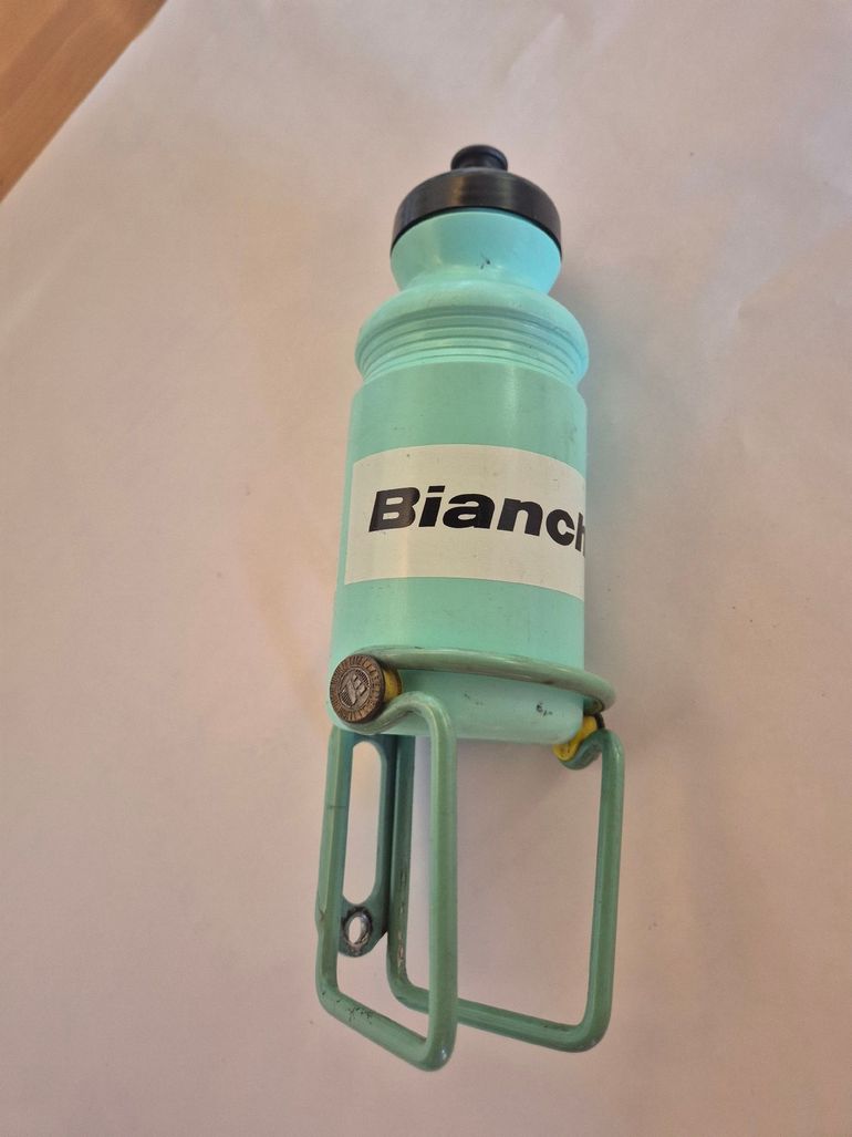 Used Bianchi Borraccia e Portaborraccia bike — image 8 of 8