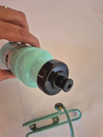 Used Bianchi Borraccia e Portaborraccia bike — image 3 of 8