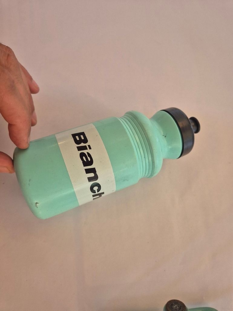 Used Bianchi Borraccia e Portaborraccia bike — image 2 of 8