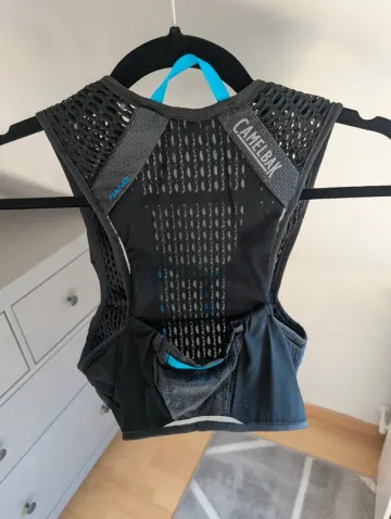 Käytetty Camelbak Trinkweste Vest S bike — kuva 3 / 4