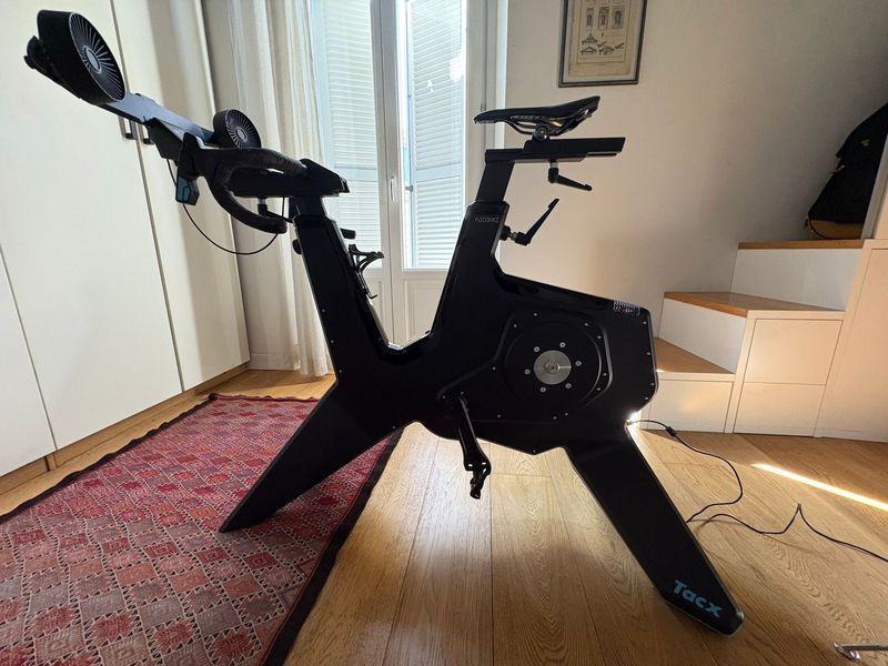 Used Tacx NEO Bike Smart Trainer 2024 Cycling Accessories