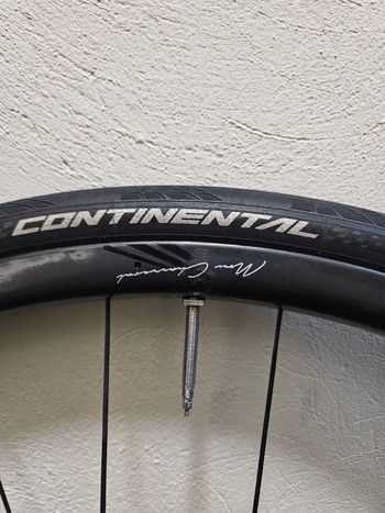 Used Dt Swiss PRC 1100 DICUT Mon Chasseral bike — image 3 of 7