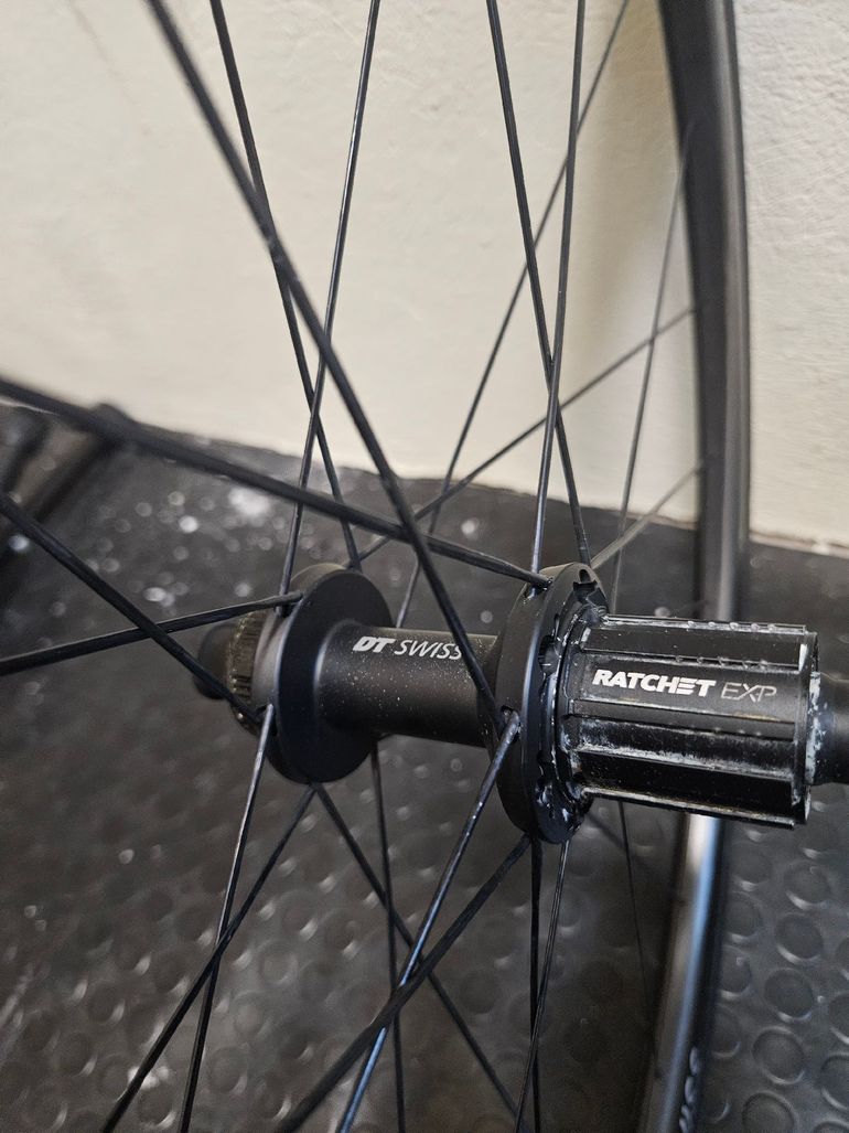 Used Dt Swiss PRC 1100 DICUT Mon Chasseral bike — image 4 of 7