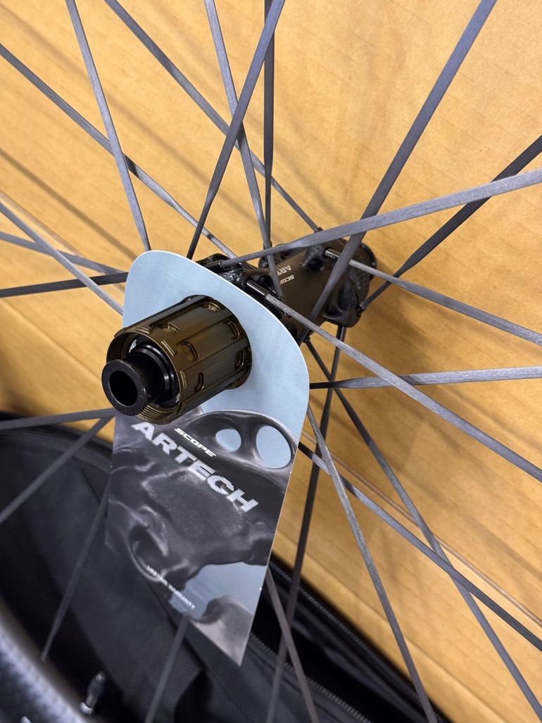 Used Scope Artech 4 CS Carbon 45mm Road Disc Wheelset 2026 bike — image 3 of 8