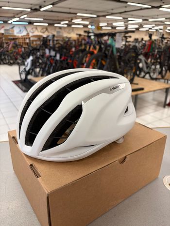 Käytetty Specialized Prevail Helmet 2026 bike — kuva 3 / 7