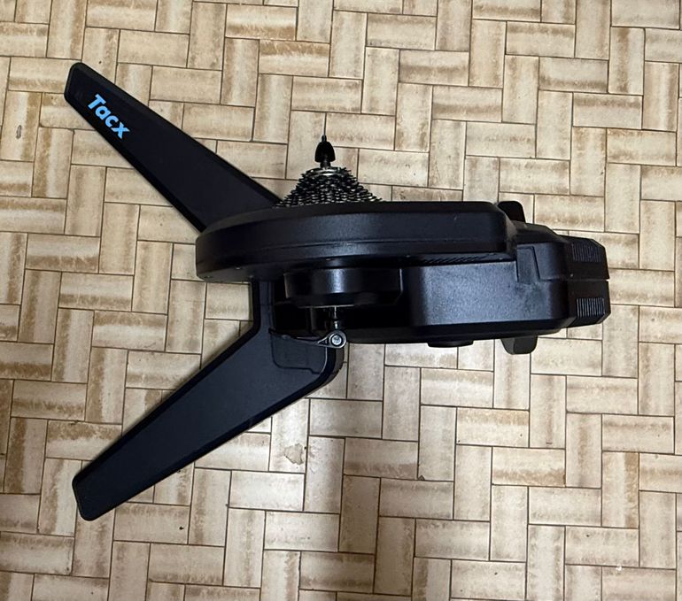 Used Tacx Flux 2 Smart Trainer 2022 bike — image 4 of 4