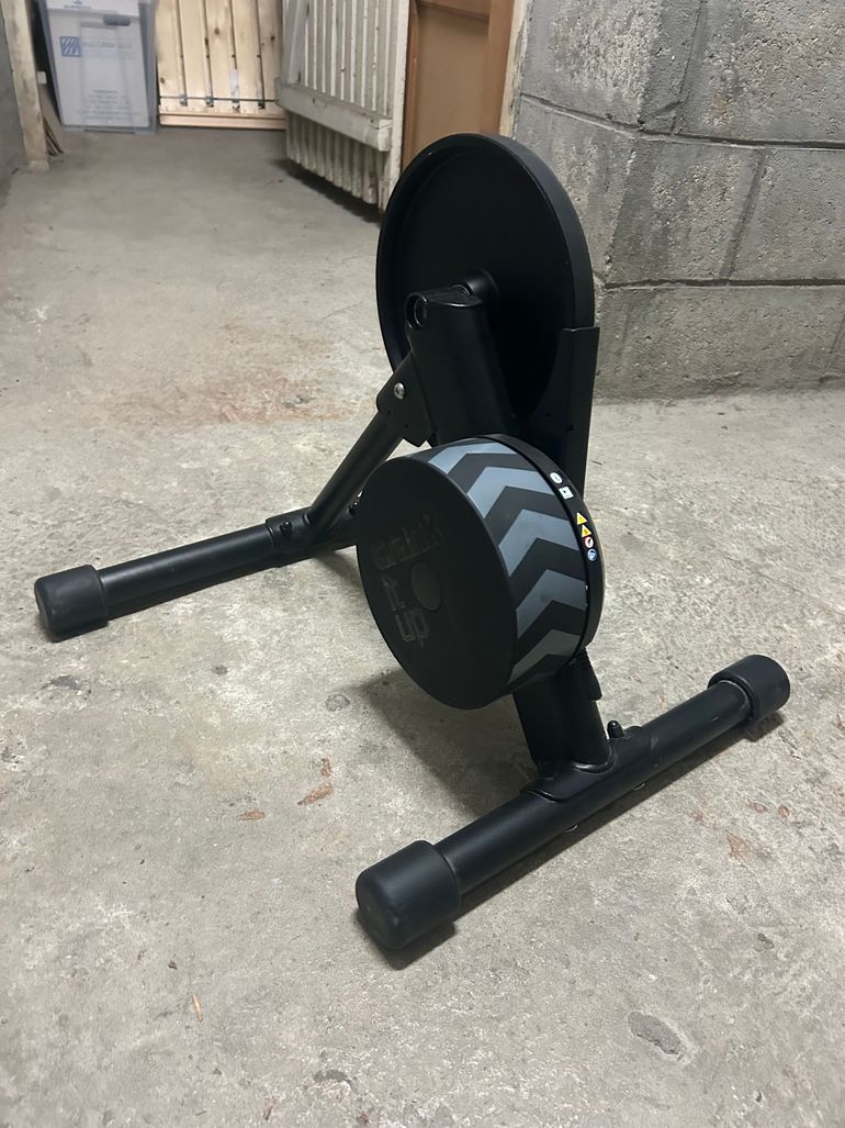 Použité Wahoo KICKR CORE Smart Trainer 2025 bike — obrázek 7 z 8