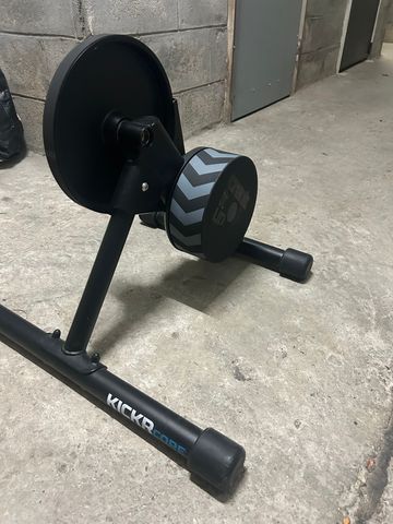 Brugt Wahoo KICKR CORE Smart Trainer 2025 bike — billede 5 af 8