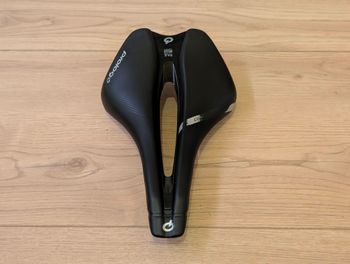 Brugt Prologo Dimension 143 PAS Nack (carbon rails) 2024 bike — billede 2 af 7