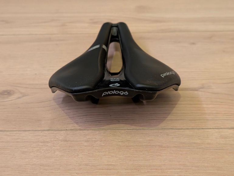 Brugt Prologo Dimension 143 PAS Nack (carbon rails) 2024 bike — billede 4 af 7