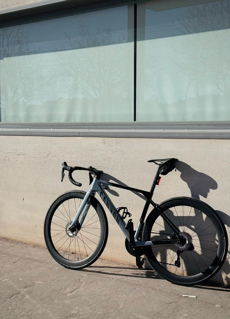 Used Shimano 105 RS 710 C46 TL 2025 bike — image 2 of 2