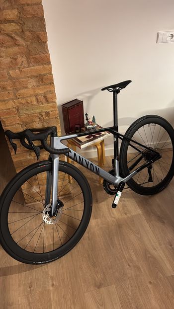 Used Shimano 105 RS 710 C46 TL 2025 bike