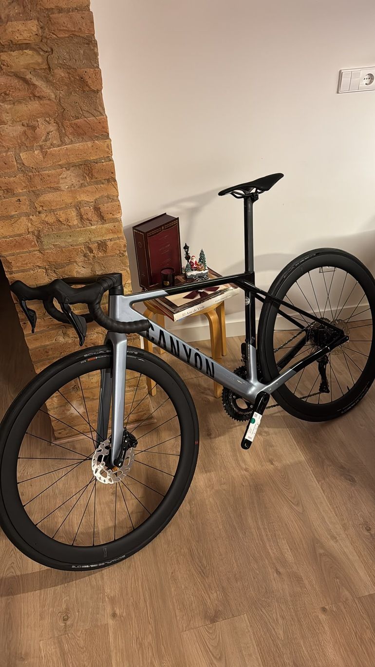 Used Shimano 105 RS 710 C46 TL 2025 bike — image 1 of 2