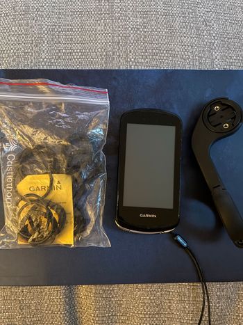 Used Garmin Edge 1040 GPS Cycling Computer 2024 bike — image 2 of 2
