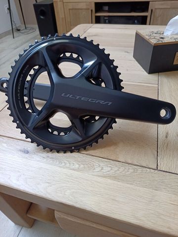 Gebrauchtes Shimano Ultegra 12v R8100 2026 Drivetrain & Pedals