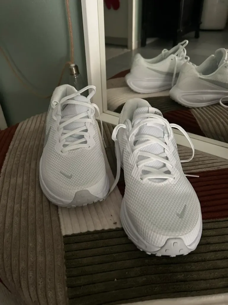 Used Nike Revolution 8 bike — image 3 of 4
